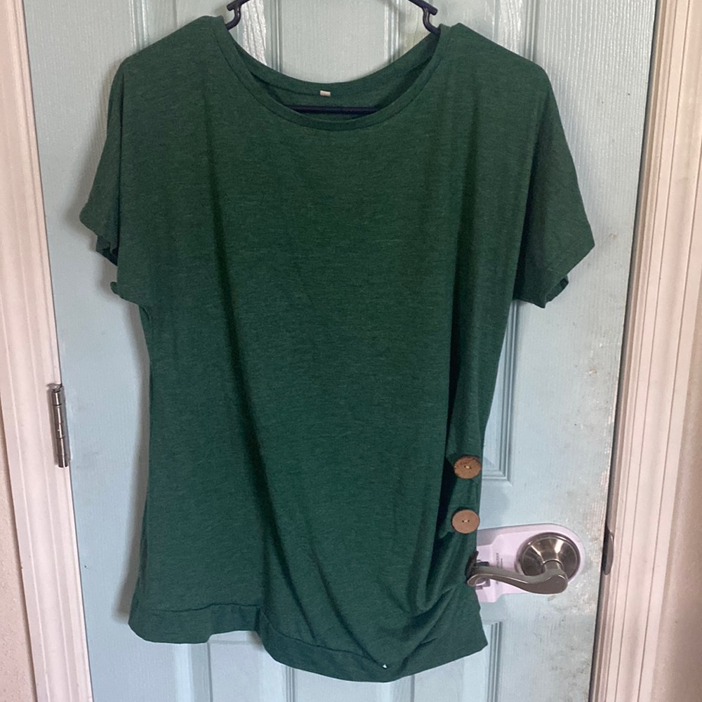 Green, Button detail T-shirt